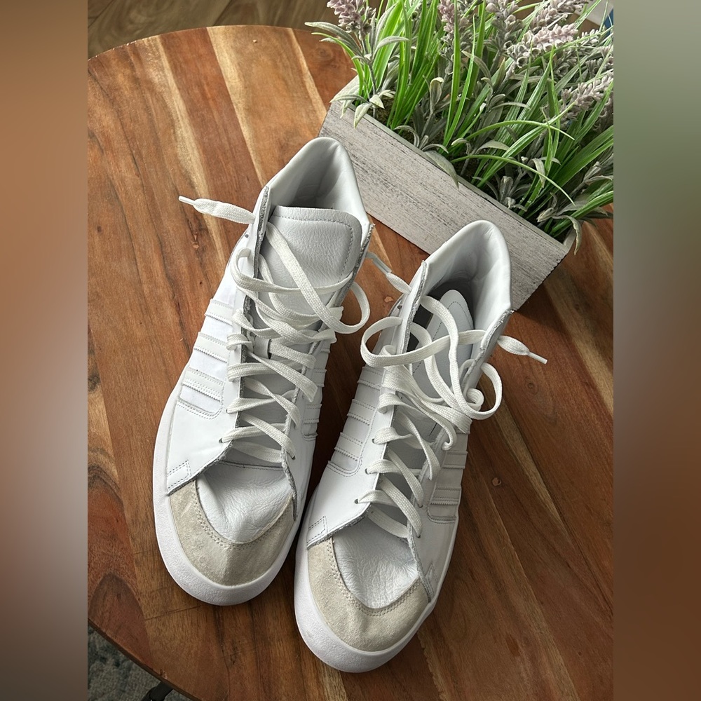 Adidas Mens Superskate White Basketball Shoes Sneakers Size 12